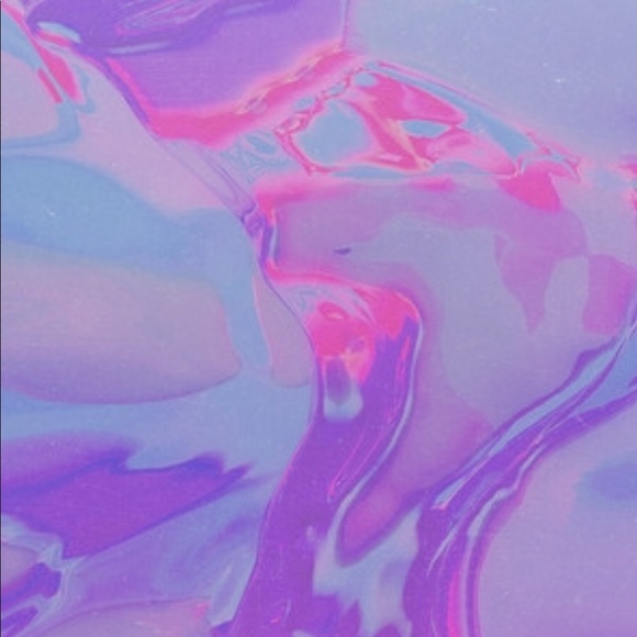 Meet your Posher, Steph - Picture 1 of 1